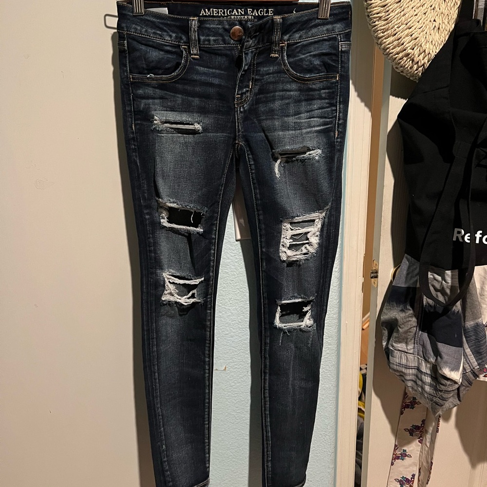 AE Jeans Size 2
Perfect condition